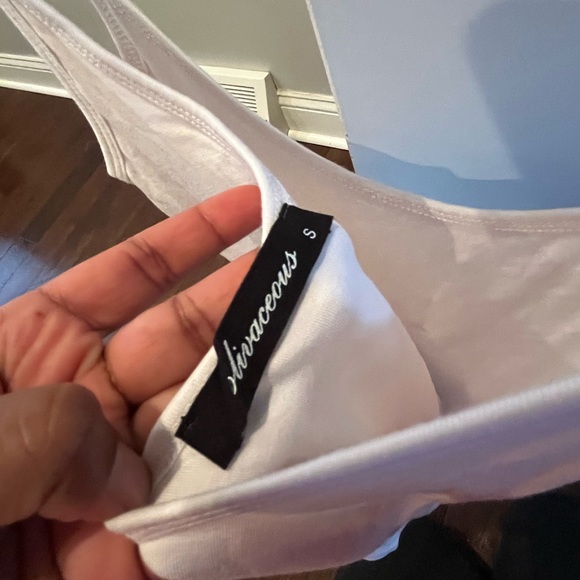 NWOT White Scoopneck Bodysuit - Picture 3 of 3